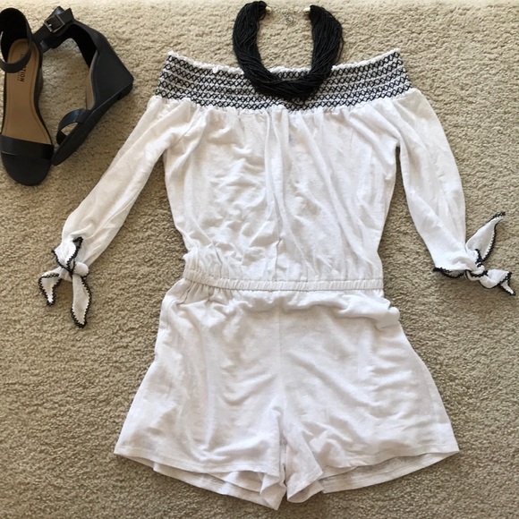 Redhaute Pants - Redhaute Layne Off the Shoulder Romper